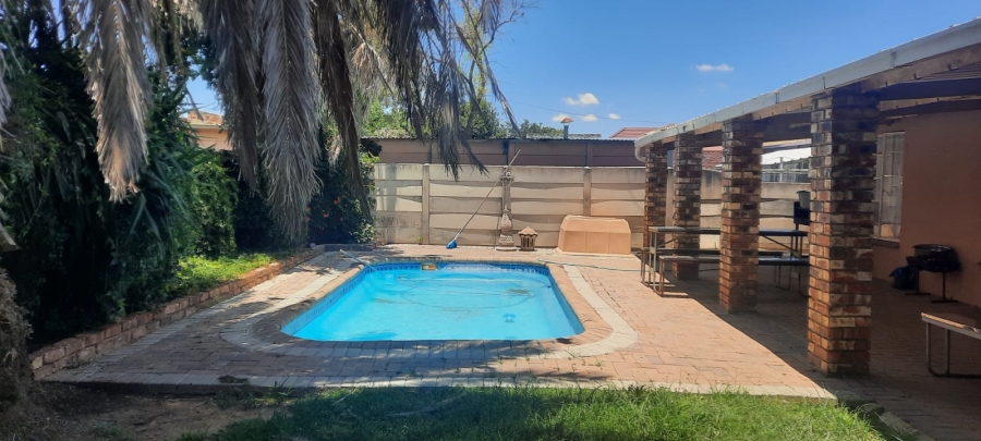 3 Bedroom Property for Sale in Odendaalsrus Free State